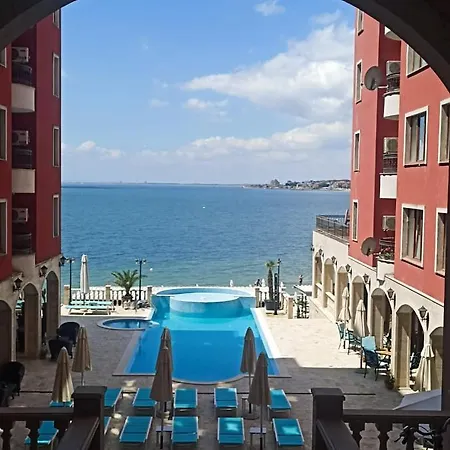 Apartments Nesebar 아파트 *