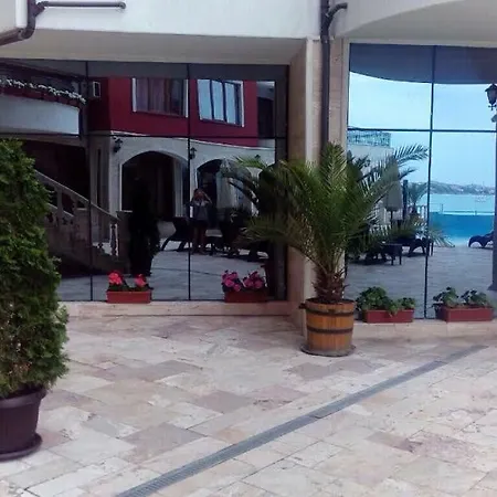 아파트 Apartments Nesebar 네세부르